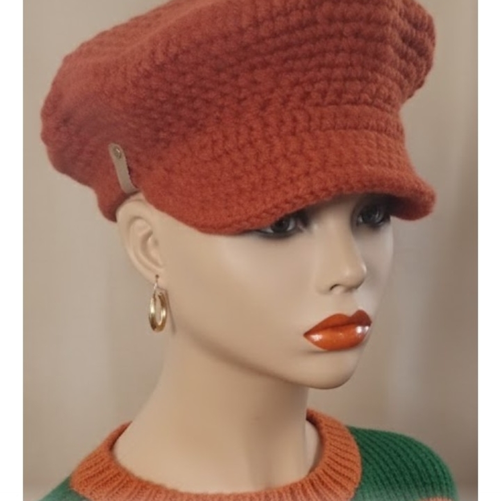 Elegant Rust Women's Knit Hat